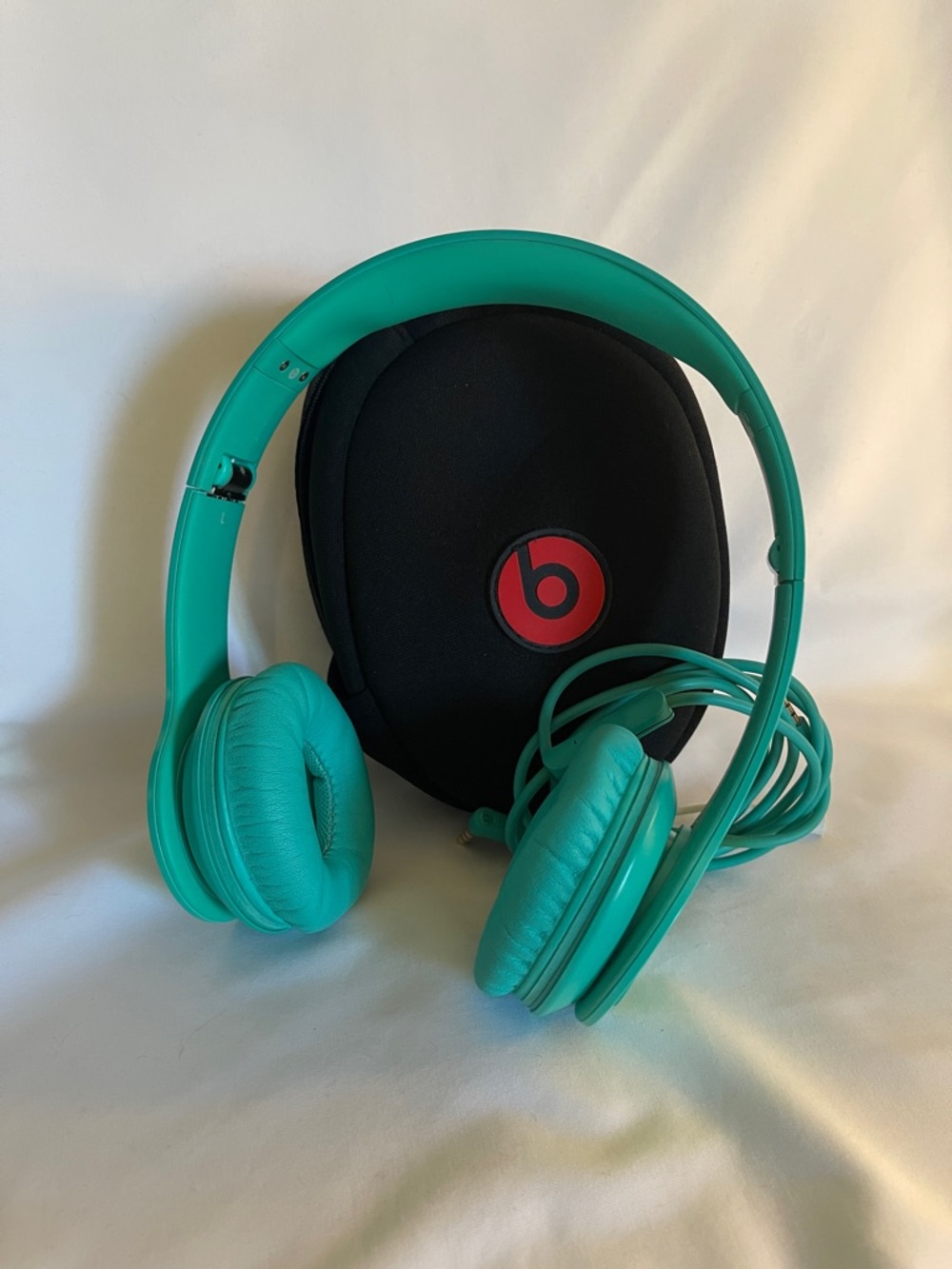Beats by Dre - Teal Solo HD Headphones